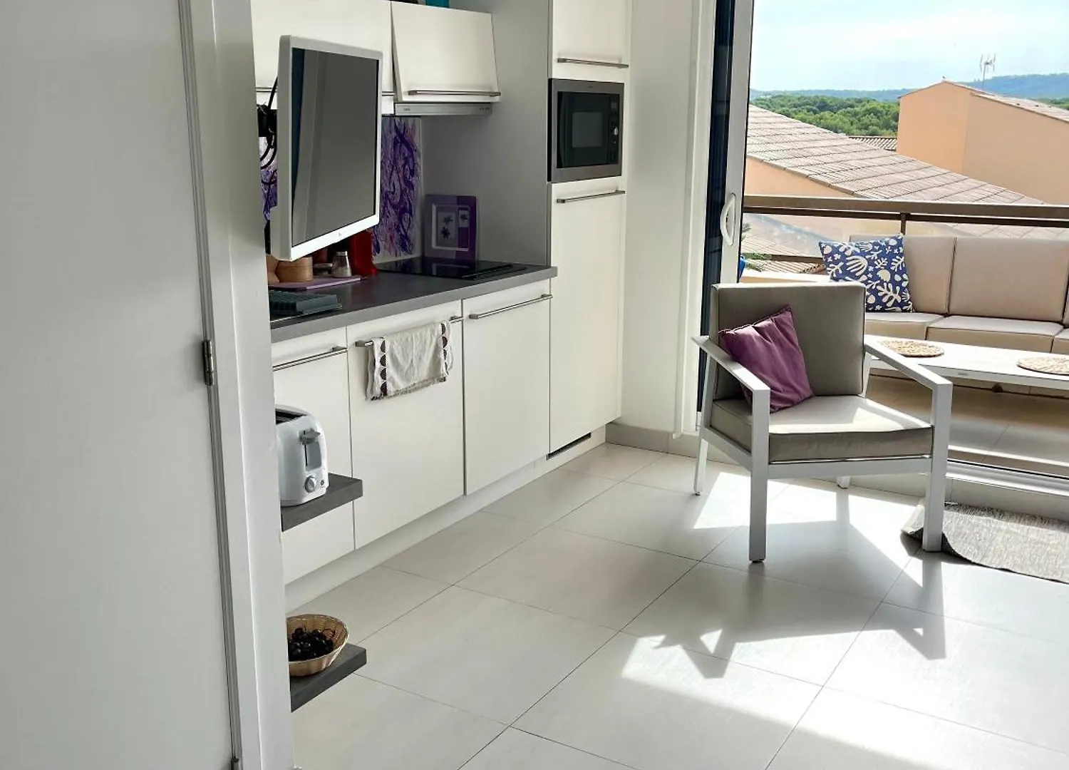 Vue 180 Degres Mer-Colline, Plages 100M, Piscine, Box , Domaine Coudouliere Six Four Les Plages Six-Fours-les-Plages 0*,  France