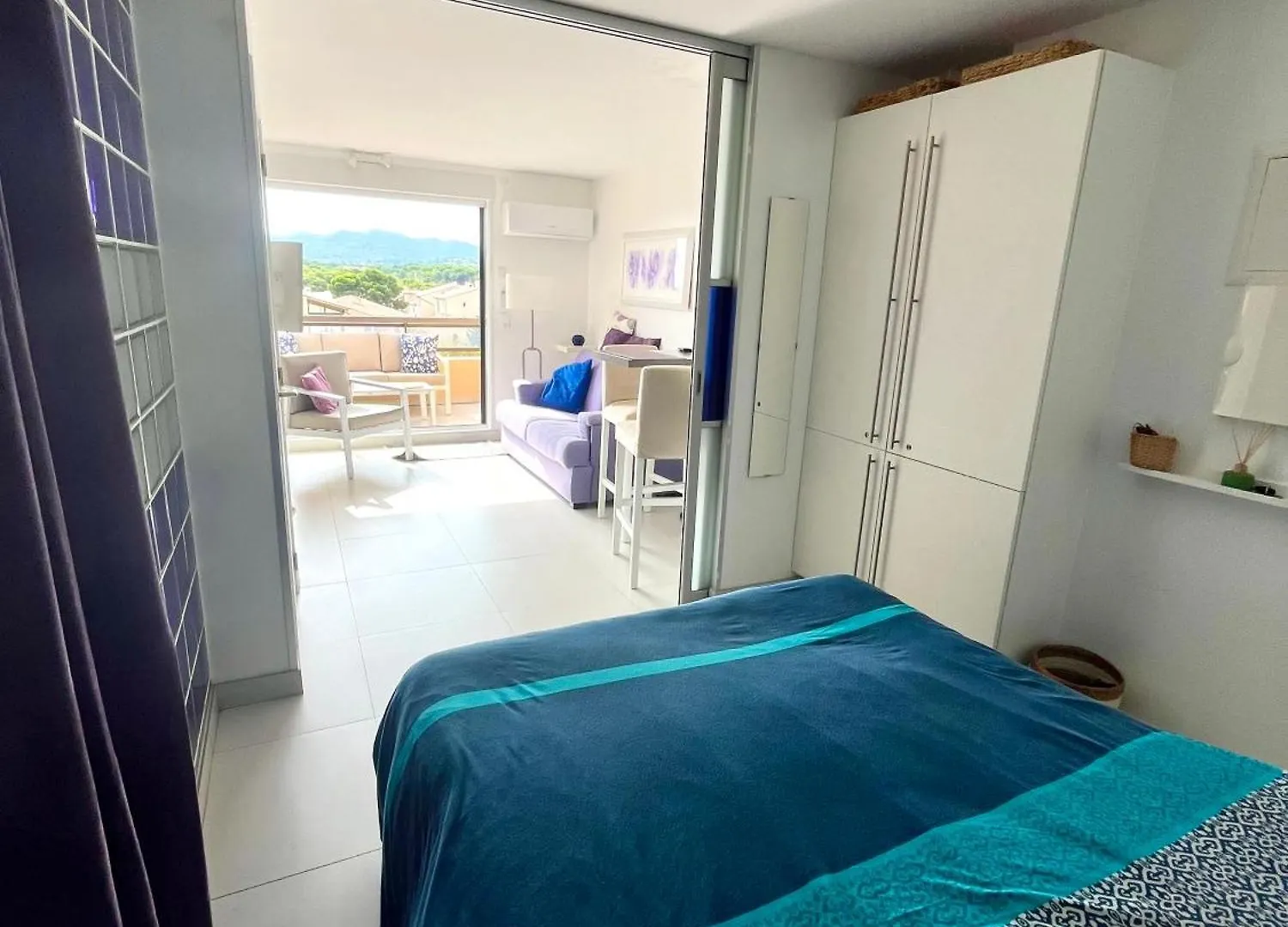 Vue 180 Degres Mer-Colline, Plages 100M, Piscine, Box , Domaine Coudouliere Six Four Les Plages Six-Fours-les-Plages France