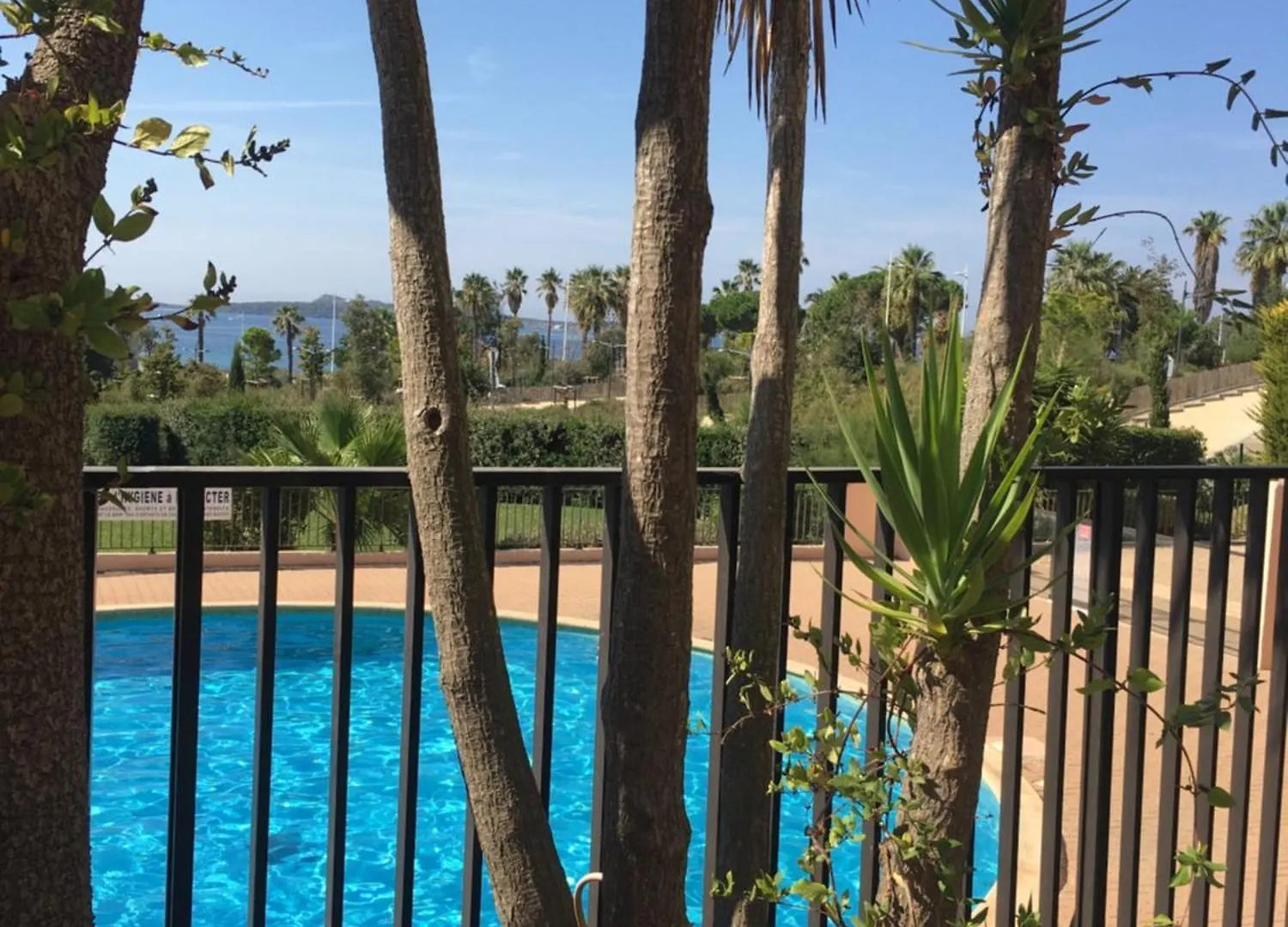 Vue 180 Degres Mer-Colline, Plages 100M, Piscine, Box , Domaine Coudouliere Six Four Les Plages Six-Fours-les-Plages France