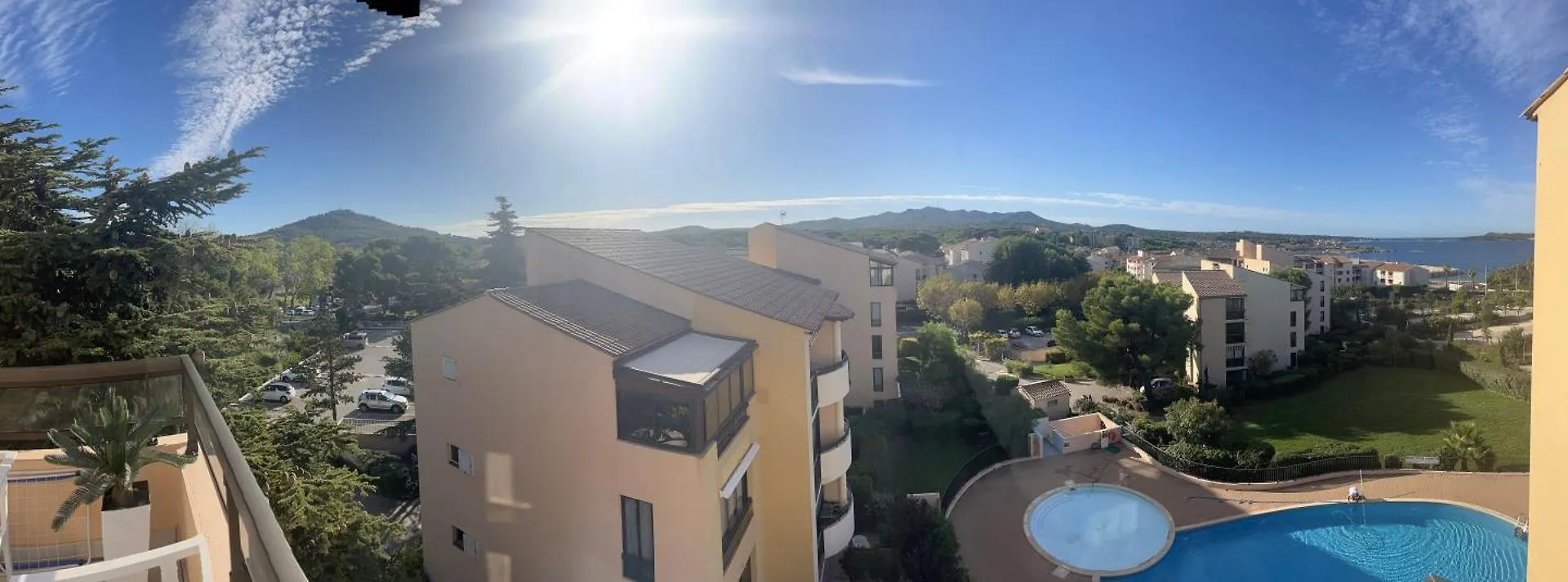 Vue 180 Degres Mer-Colline, Plages 100M, Piscine, Box , Domaine Coudouliere Six Four Les Plages Six-Fours-les-Plages 0*,  France
