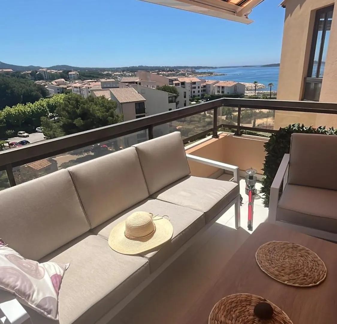 Apartment Vue 180 Degres Mer-Colline, Plages 100M, Piscine, Box , Domaine Coudouliere Six Four Les Plages Six-Fours-les-Plages France