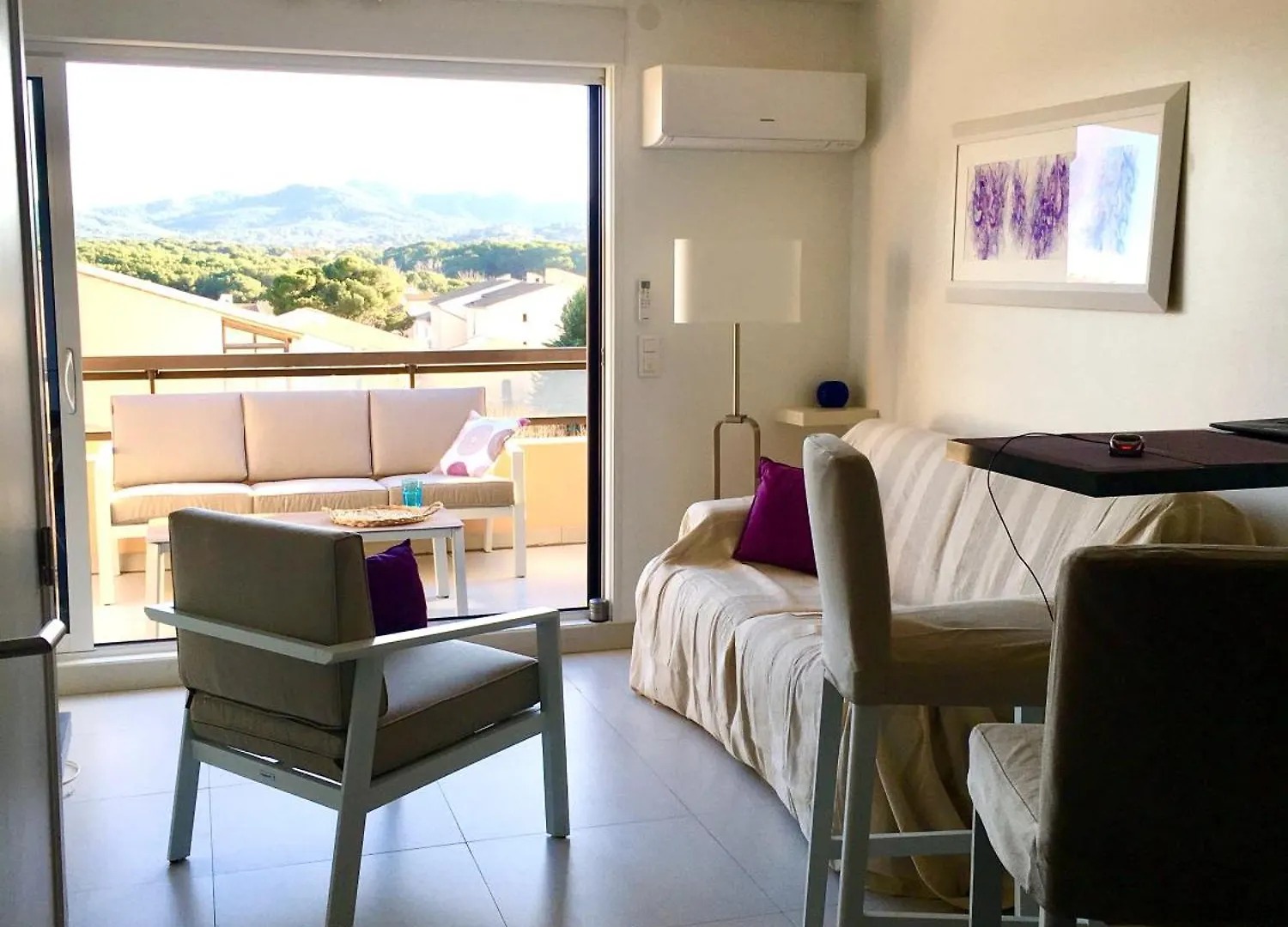 Apartment Vue 180 Degres Mer-Colline, Plages 100M, Piscine, Box , Domaine Coudouliere Six Four Les Plages Six-Fours-les-Plages France