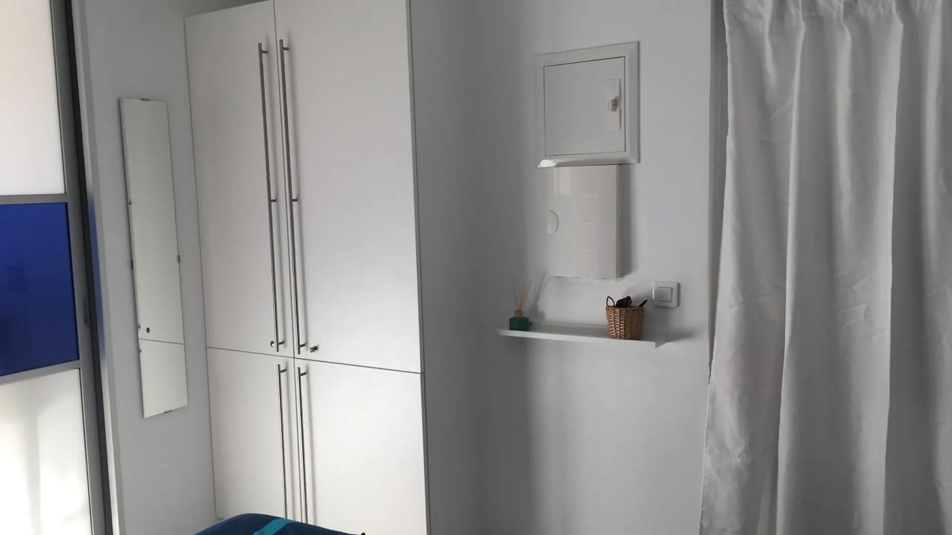 Vue 180 Degres Mer-Colline, Plages 100M, Piscine, Box , Domaine Coudouliere Six Four Les Plages Six-Fours-les-Plages Apartment